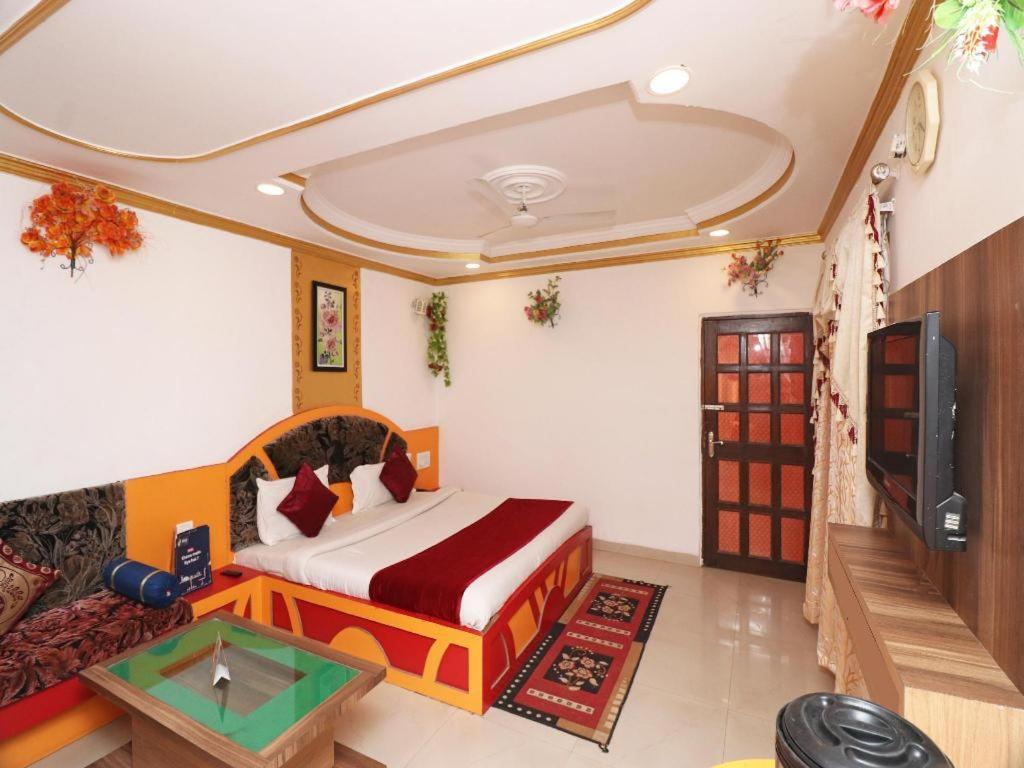 Hotel Prateek Pachmarhi Pachmarhī Kültér fotó