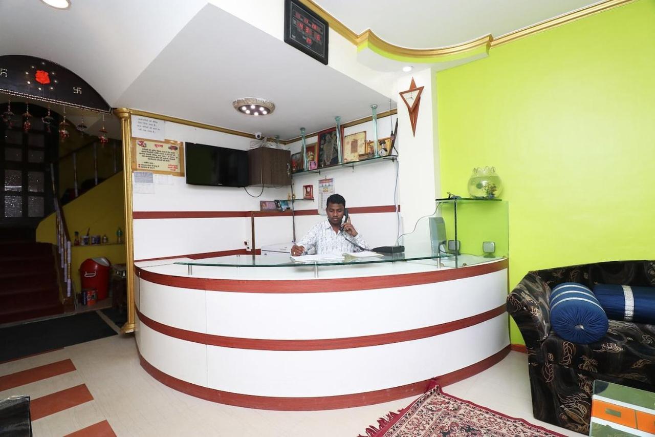 Hotel Prateek Pachmarhi Pachmarhī Kültér fotó