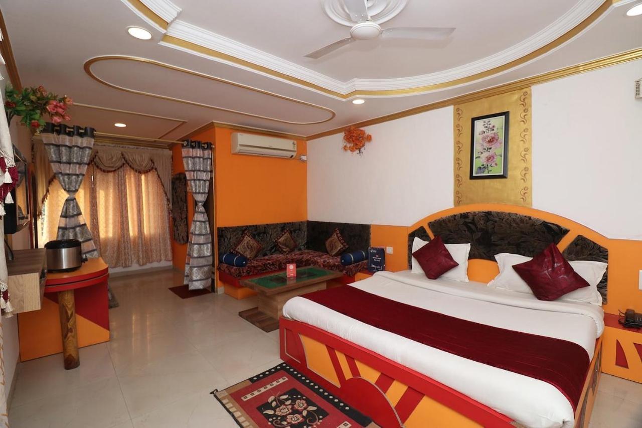 Hotel Prateek Pachmarhi Pachmarhī Kültér fotó